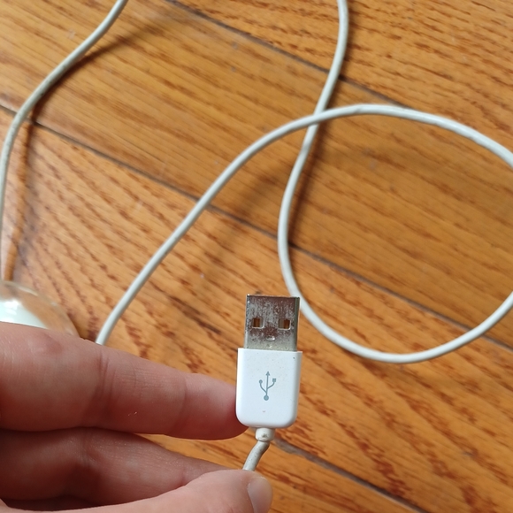 Tested - Working! Apple Mouse Model M5769 White Clear USB Wired - Picture 4 of 6